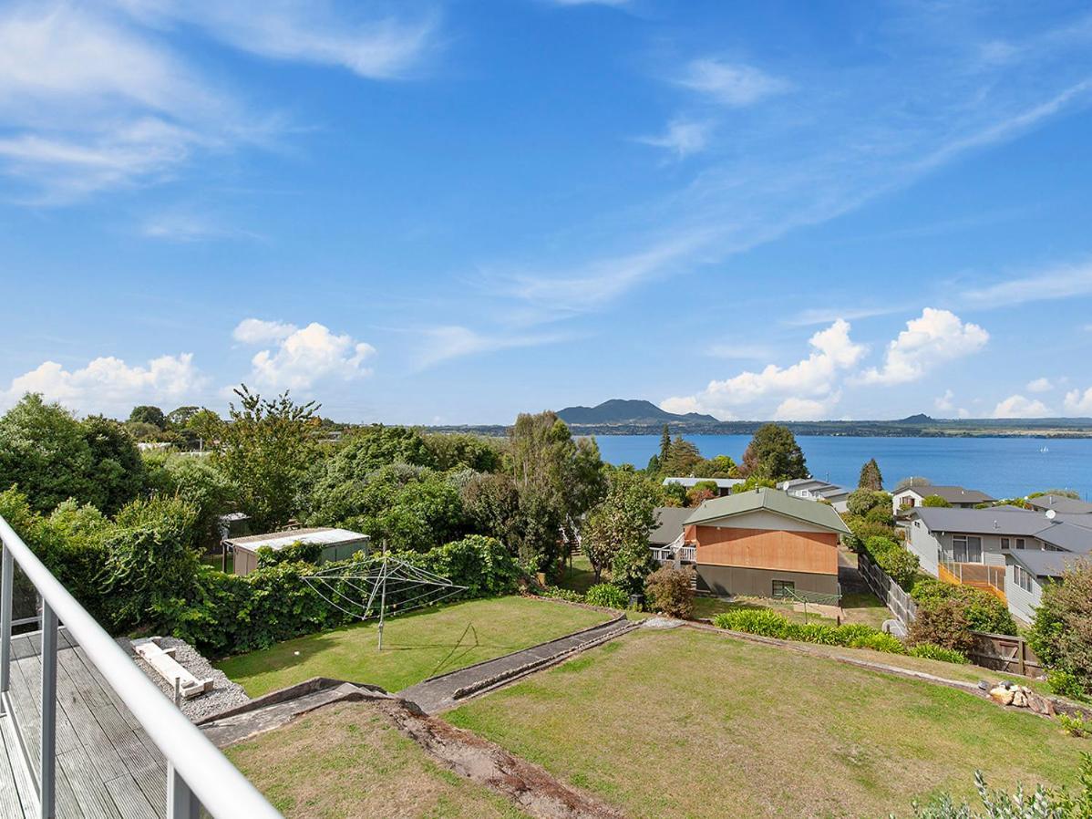 Lofty Lakeviews - Acacia Bay Holiday Home Taupo Exteriér fotografie