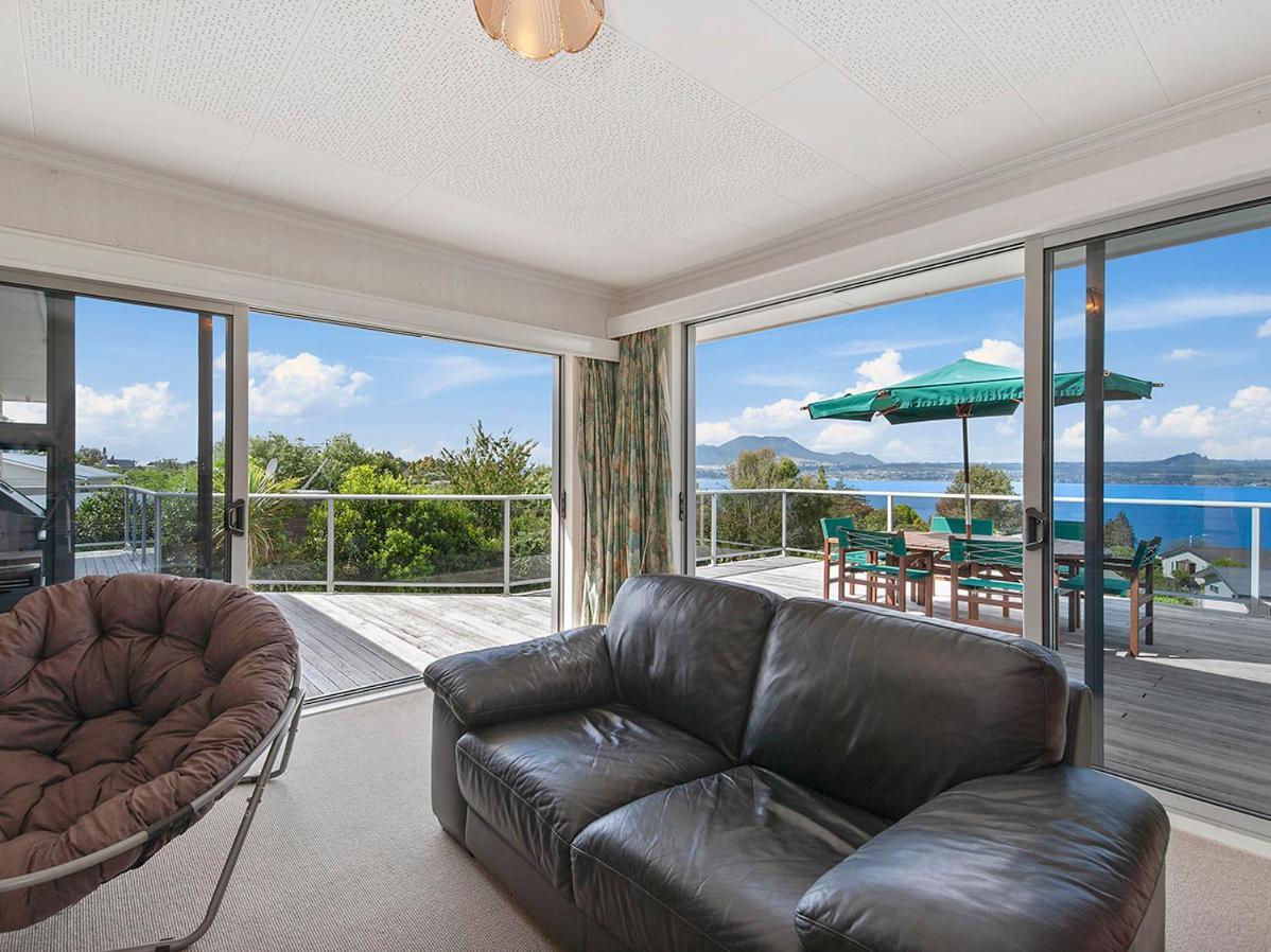 Lofty Lakeviews - Acacia Bay Holiday Home Taupo Exteriér fotografie