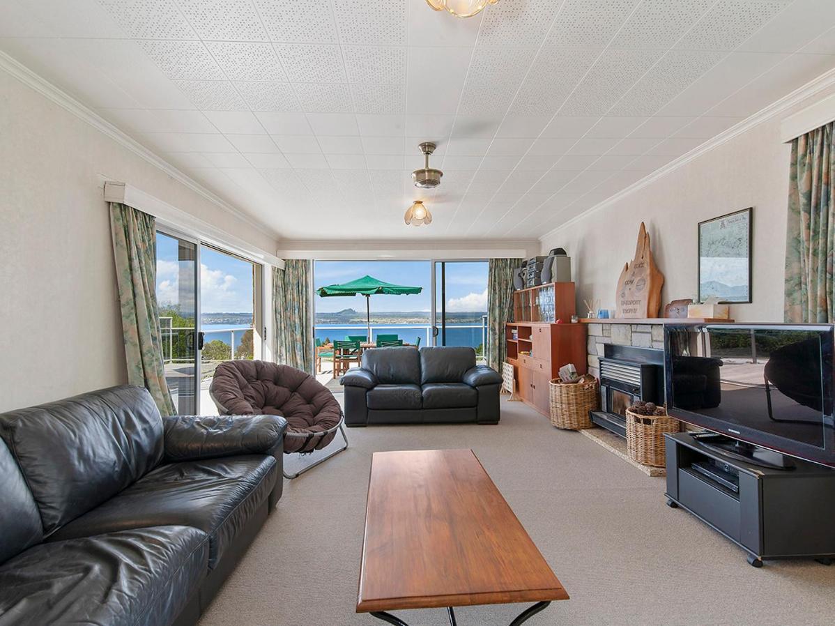 Lofty Lakeviews - Acacia Bay Holiday Home Taupo Exteriér fotografie